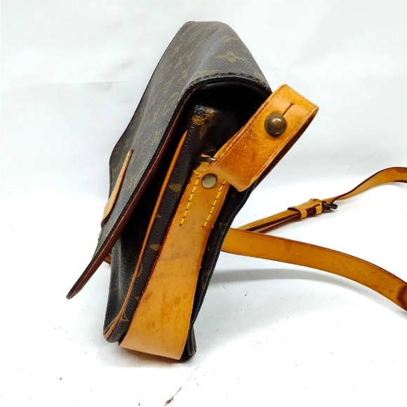 Louis Vuitton LV Shoulder Bag Cartouchiere GM Brown
Monogram 1946994 - Picture 3 of 9